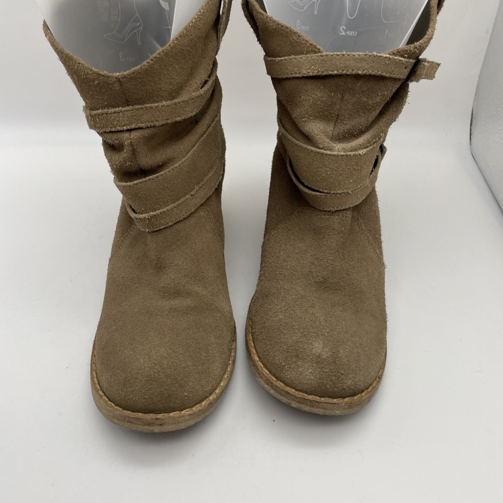 Bakers Boots Women's Size 6.5  Taupe Brown‎ Suede Buckles Pull On Booties